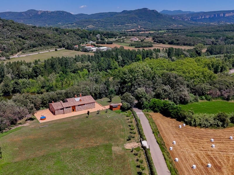 6 soveværelse Finca/Landehus til salg i La Cellera de Ter med swimmingpool - € 1.800.000 (Ref: 8472751)