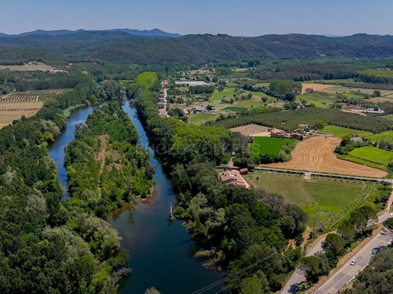 6 soveværelse Finca/Landehus til salg i La Cellera de Ter med swimmingpool - € 1.800.000 (Ref: 8472751)