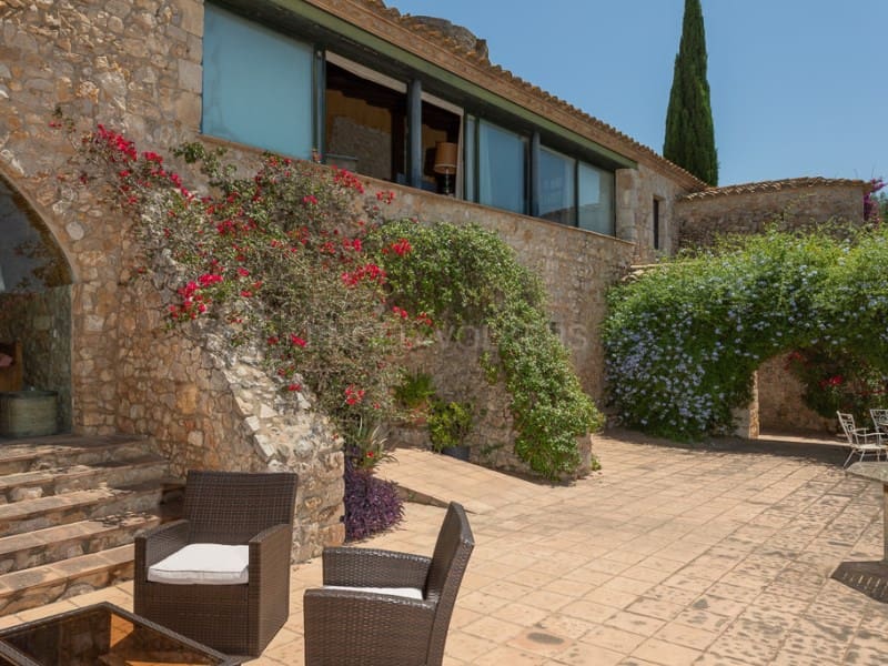 5 soveværelse Finca/Landehus til salg i L'Escala med swimmingpool - € 1.800.000 (Ref: 8477948)