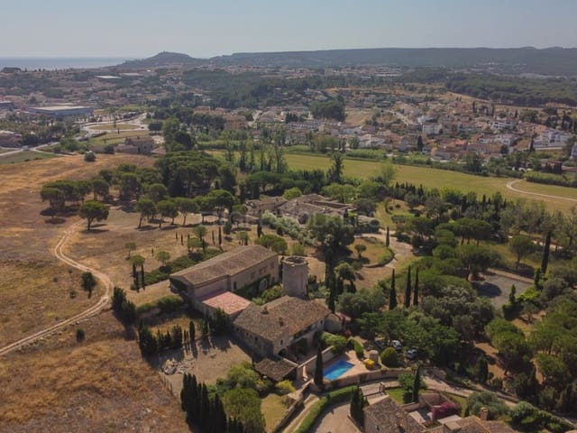 Finca/Casa Rural de 5 habitaciones en L'Escala en venta con piscina - 1.800.000 € (Ref: 8477948)