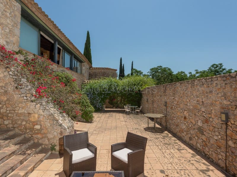 5 soveværelse Finca/Landehus til salg i L'Escala med swimmingpool - € 1.800.000 (Ref: 8477948)