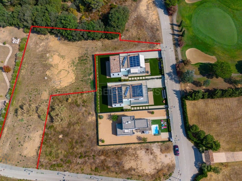 Teren niezagospodarowany na sprzedaż w Santa Cristina d'Aro - 600 000 € (Ref: 8511724)