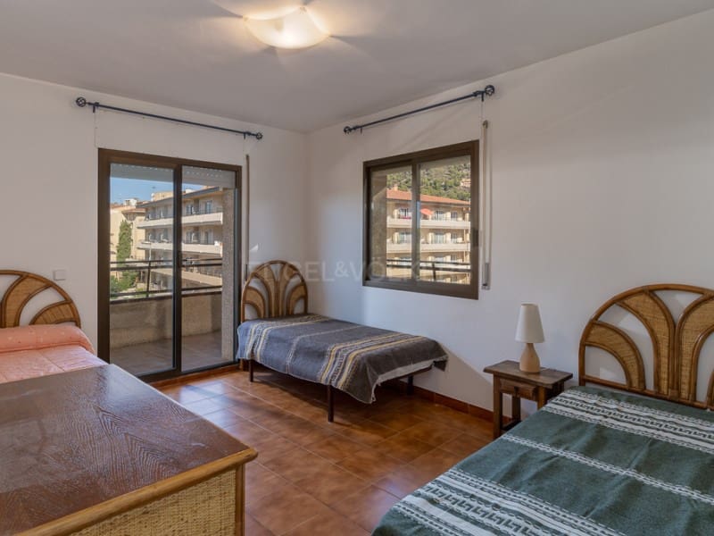 3 bedroom Apartment for sale in L'Estartit, Torroella de Montgrí €