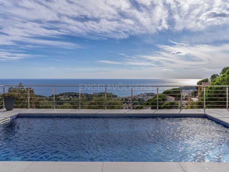 4 soverom Villa til salgs i Lloret de Mar - € 1 230 000 (Ref: 8582930)