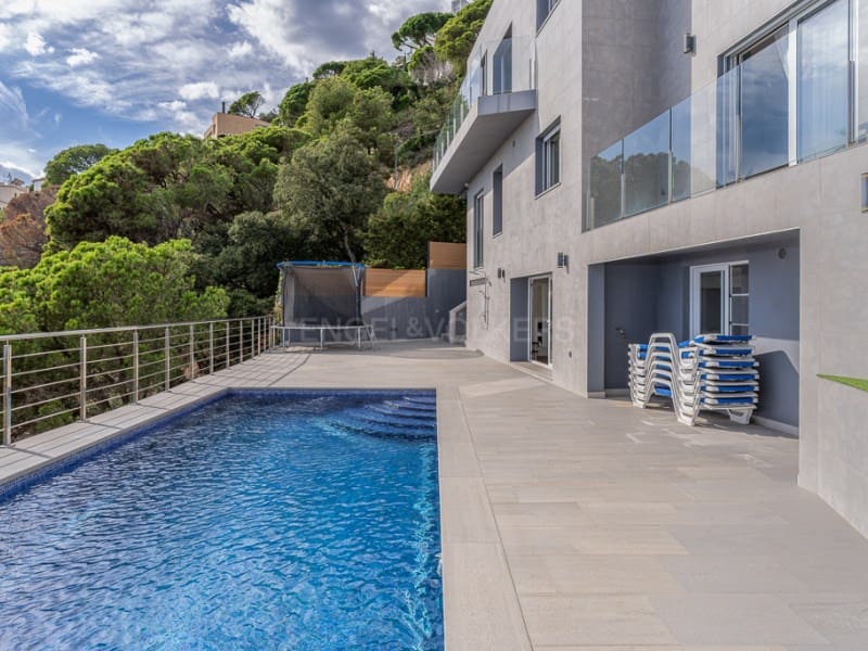 4 soverom Villa til salgs i Lloret de Mar - € 1 230 000 (Ref: 8582930)