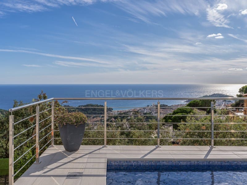 4 soverom Villa til salgs i Lloret de Mar - € 1 230 000 (Ref: 8582930)