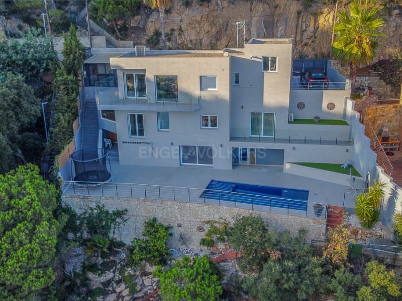 4 soverom Villa til salgs i Lloret de Mar - € 1 230 000 (Ref: 8582930)