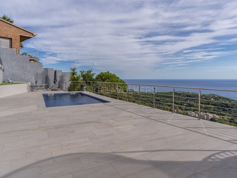 4 soverom Villa til salgs i Lloret de Mar - € 1 230 000 (Ref: 8582930)