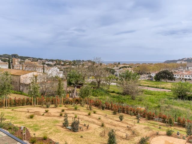 3 quarto Apartamento para venda em S'Agaro, Castell-Platja d'Aro com piscina - 950 000 € (Ref: 8615506)