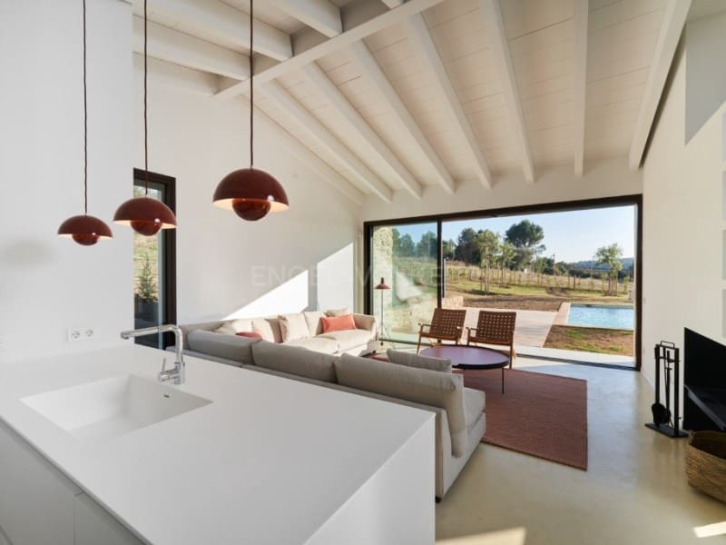 3 chambre Villa/Maison à vendre à Saus, Camallera i Llampaies avec piscine garage - 725 000 € (Ref: 8645928)