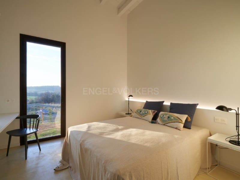 3 chambre Villa/Maison à vendre à Saus, Camallera i Llampaies avec piscine garage - 725 000 € (Ref: 8645928)