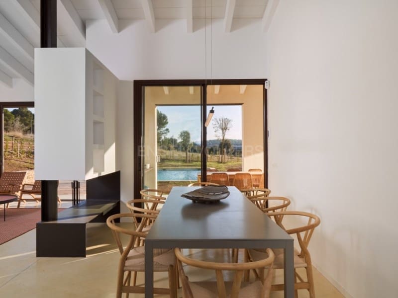 3 chambre Villa/Maison à vendre à Saus, Camallera i Llampaies avec piscine garage - 725 000 € (Ref: 8645928)