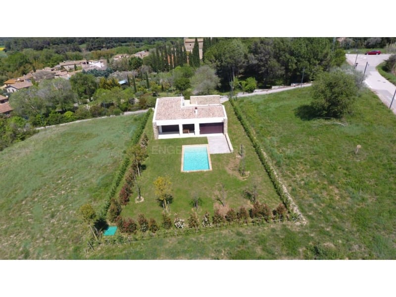 3 chambre Villa/Maison à vendre à Saus, Camallera i Llampaies avec piscine garage - 725 000 € (Ref: 8645928)