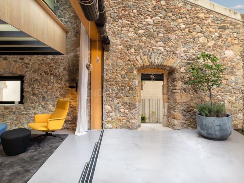 3 sovrum Villa till salu i Cruilles Monells i Sant Sadurni de I'Heura med pool - 1 350 000 € (Ref: 8657092)