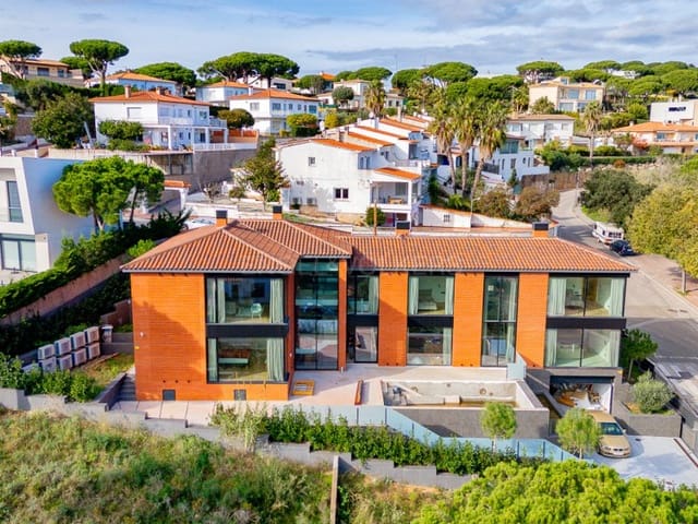7 soverom Villa til salgs i Sant Feliu de Guíxols med svømmebasseng garasje - € 2 450 000 (Ref: 8703019)