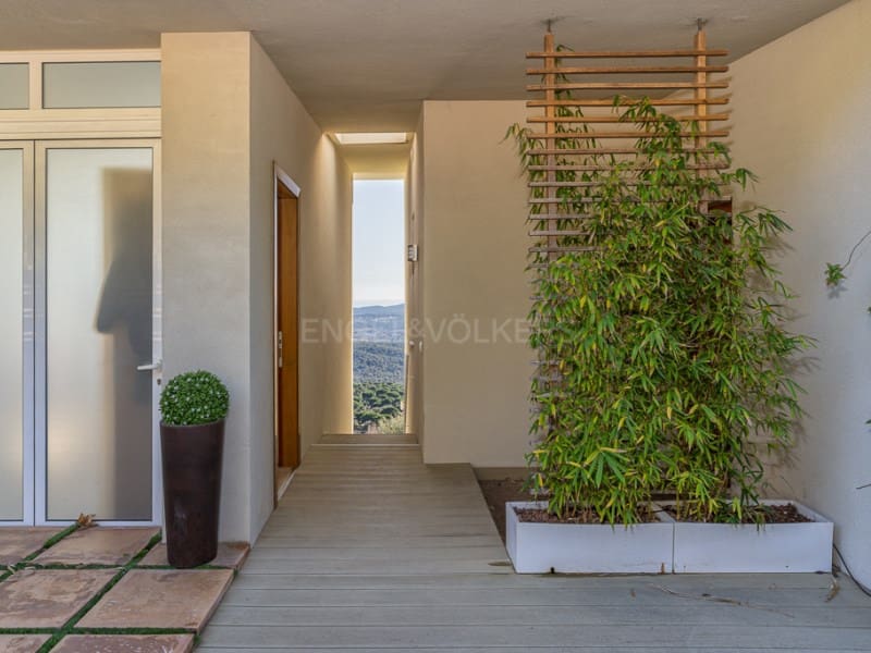 4 bedroom Villa for sale in Santa Cristina d'Aro with pool garage - € 885,000 (Ref: 8707028)