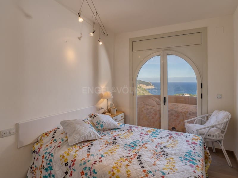 5 soveværelse Villa til salg i Tamariu med swimmingpool garage - € 1.390.000 (Ref: 8741764)