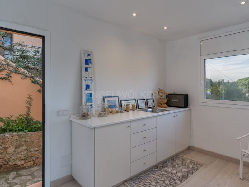 5 soveværelse Villa til salg i Tamariu med swimmingpool garage - € 1.390.000 (Ref: 8741764)