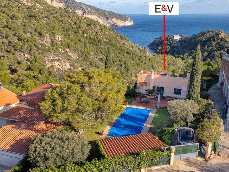 5 soveværelse Villa til salg i Tamariu med swimmingpool garage - € 1.390.000 (Ref: 8741764)