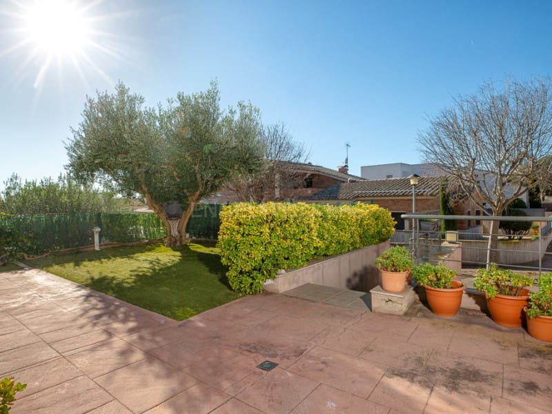 5 soveværelse Semi-Rækkehus til salg i Palamos med garage - € 635.000 (Ref: 8743665)