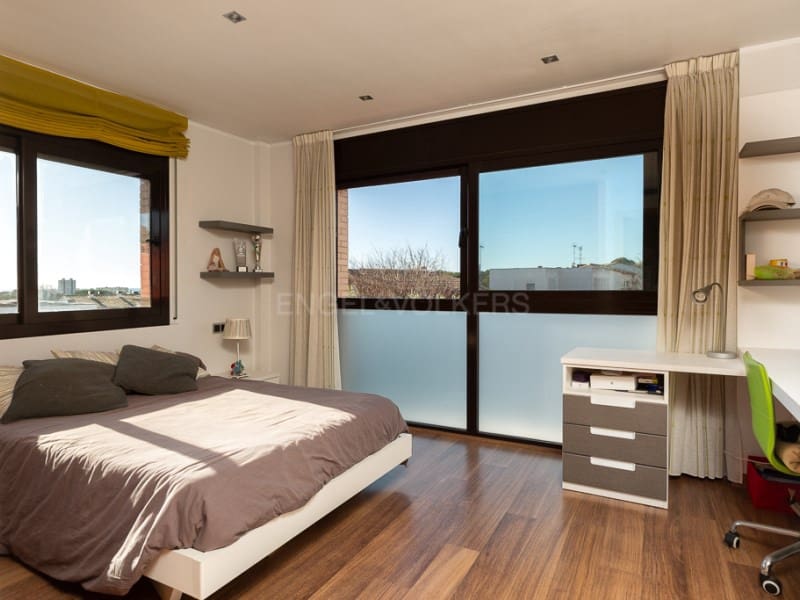 5 soveværelse Semi-Rækkehus til salg i Palamos med garage - € 635.000 (Ref: 8743665)