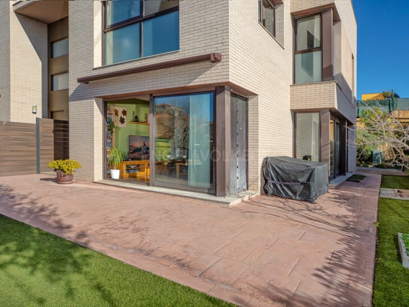 5 soveværelse Semi-Rækkehus til salg i Palamos med garage - € 635.000 (Ref: 8743665)