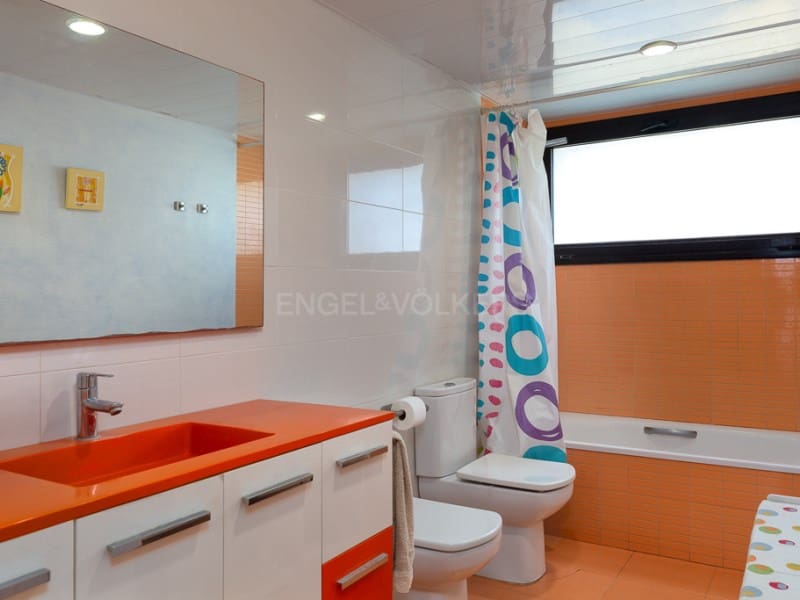 5 soveværelse Semi-Rækkehus til salg i Palamos med garage - € 635.000 (Ref: 8743665)