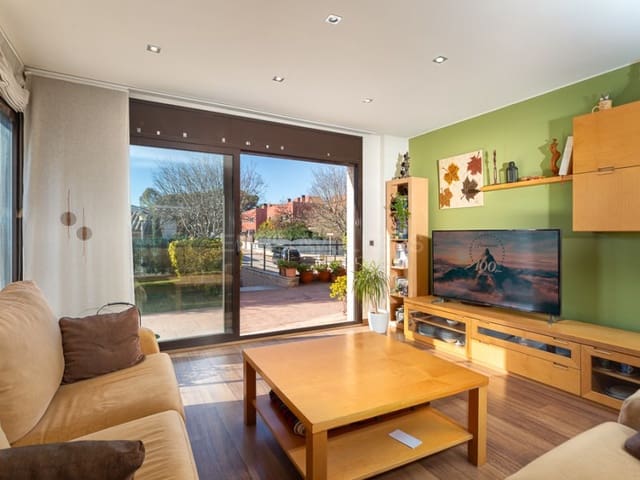 5 bedroom Semi-detached Villa for sale in Sant Joan de Palamós, Palamós with garage - € 635,000 (Ref: 8743665)