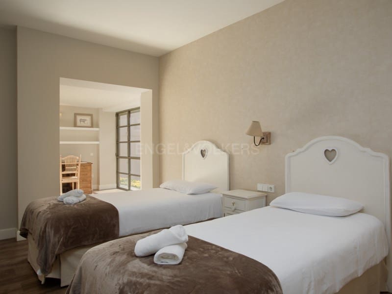 10 soveværelse Villa til salg i Macanet de la Selva med swimmingpool garage - € 1.650.000 (Ref: 8748268)