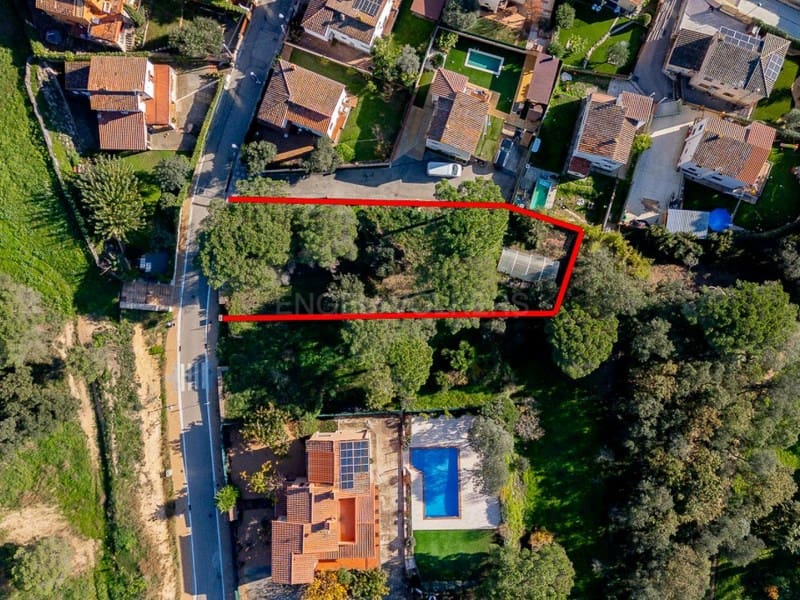 Ubebygd land til salgs i Santa Cristina d'Aro - € 250 000 (Ref: 8773959)