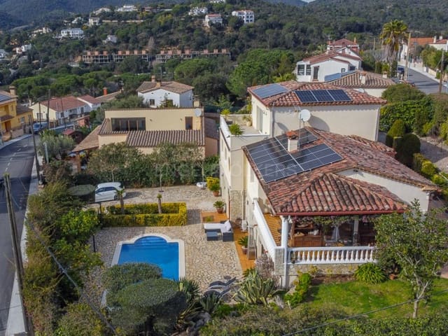 5 sovrum Villa till salu i Calonge i Sant Antoni med pool - 930 000 € (Ref: 8818196)