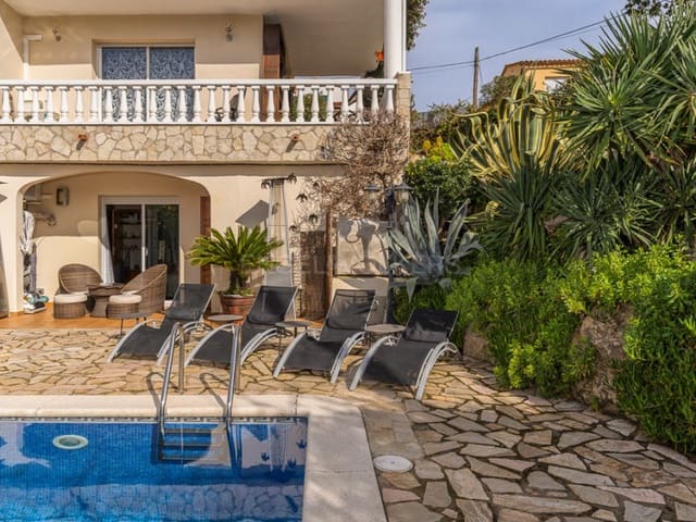 5 sovrum Villa till salu i Calonge i Sant Antoni med pool - 930 000 € (Ref: 8818196)