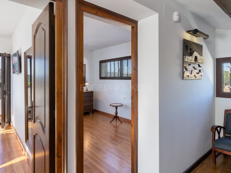 4 soveværelse Villa til salg i Sant Feliu de Guixols med garage - € 1.600.000 (Ref: 8863311)