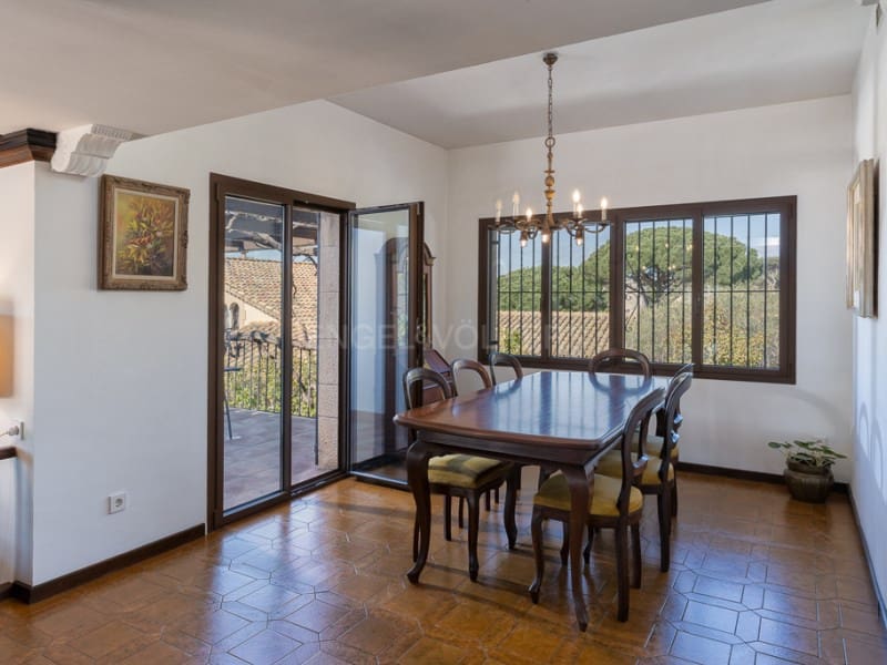 4 soveværelse Villa til salg i Sant Feliu de Guixols med garage - € 1.600.000 (Ref: 8863311)