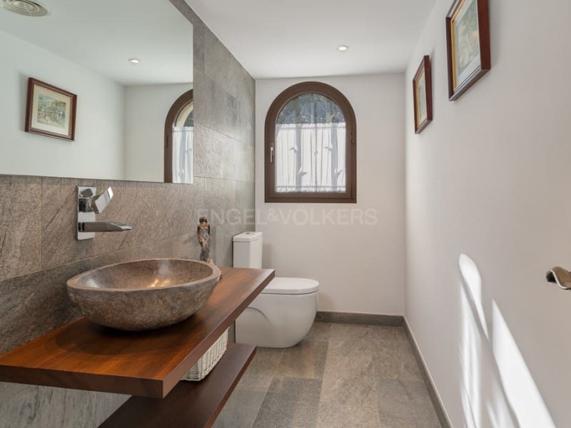 4 soveværelse Villa til salg i Sant Feliu de Guixols med garage - € 1.600.000 (Ref: 8863311)