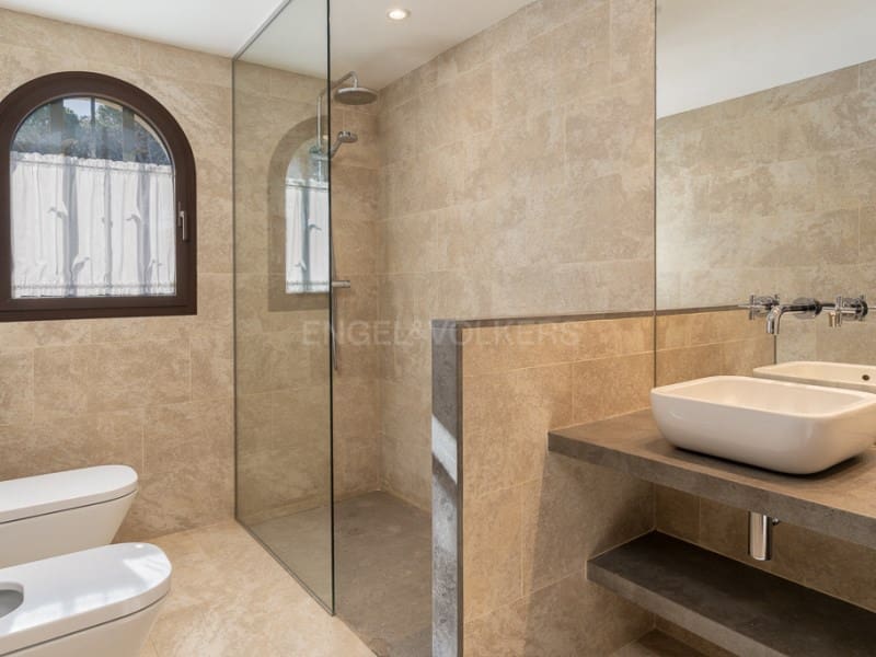 4 soveværelse Villa til salg i Sant Feliu de Guixols med garage - € 1.600.000 (Ref: 8863311)