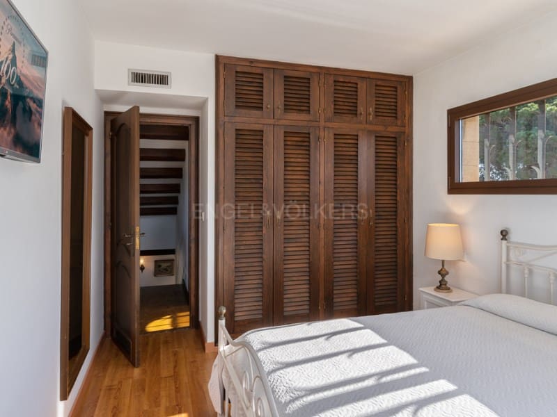 4 soveværelse Villa til salg i Sant Feliu de Guixols med garage - € 1.600.000 (Ref: 8863311)