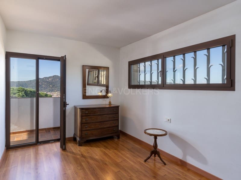 4 soveværelse Villa til salg i Sant Feliu de Guixols med garage - € 1.600.000 (Ref: 8863311)