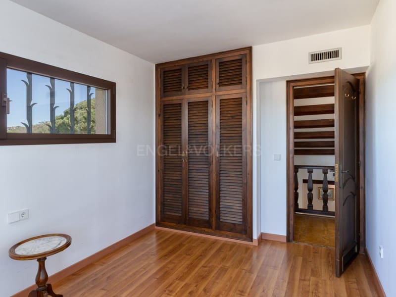 4 soveværelse Villa til salg i Sant Feliu de Guixols med garage - € 1.600.000 (Ref: 8863311)