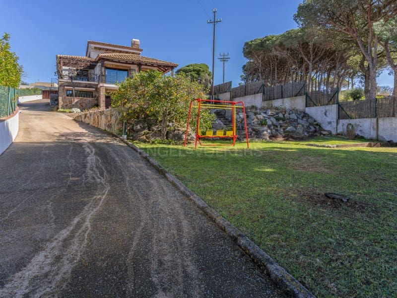 4 soveværelse Villa til salg i Sant Feliu de Guixols med garage - € 1.600.000 (Ref: 8863311)