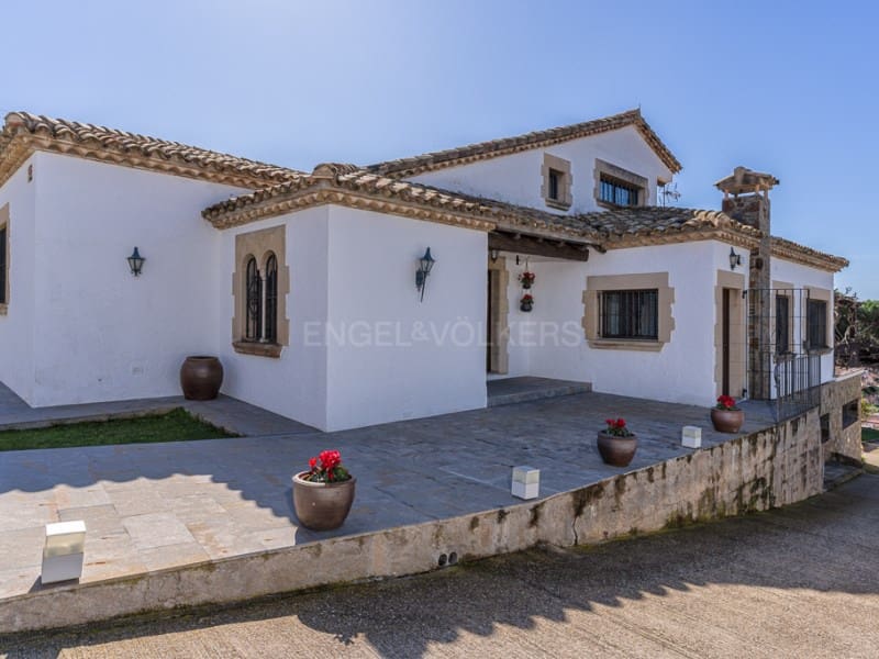 4 soveværelse Villa til salg i Sant Feliu de Guixols med garage - € 1.600.000 (Ref: 8863311)