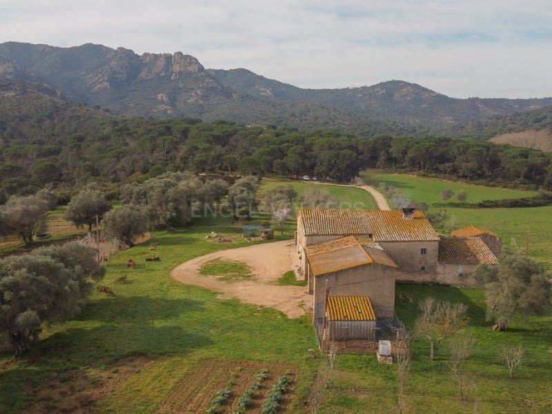 7 makuuhuone Maalaistalo myytävänä paikassa Santa Cristina d'Aro - 1 550 000 € (Ref: 8863314)