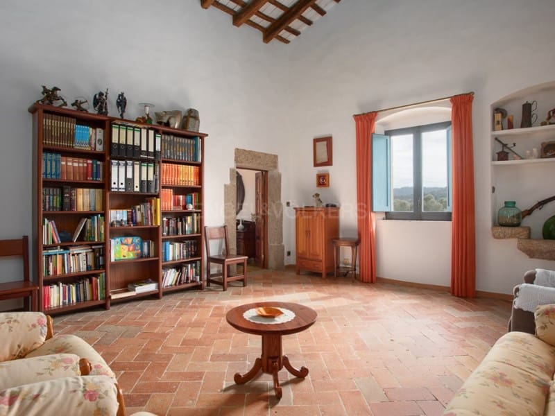 7 makuuhuone Maalaistalo myytävänä paikassa Santa Cristina d'Aro - 1 550 000 € (Ref: 8863314)