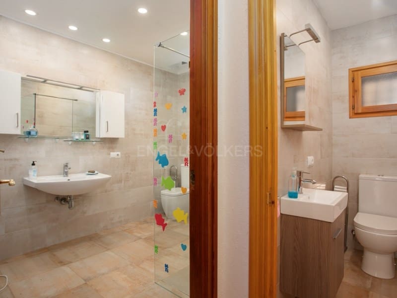 7 makuuhuone Maalaistalo myytävänä paikassa Santa Cristina d'Aro - 1 550 000 € (Ref: 8863314)