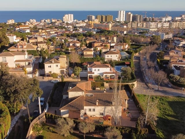 5 chambre Villa/Maison à vendre à Platja d'Aro, Castell-Platja d'Aro avec garage - 1 650 000 € (Ref: 8863315)