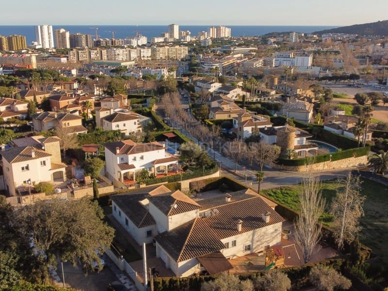 5 soveværelse Villa til salg i Platja d'Aro med garage - € 1.650.000 (Ref: 8863315)