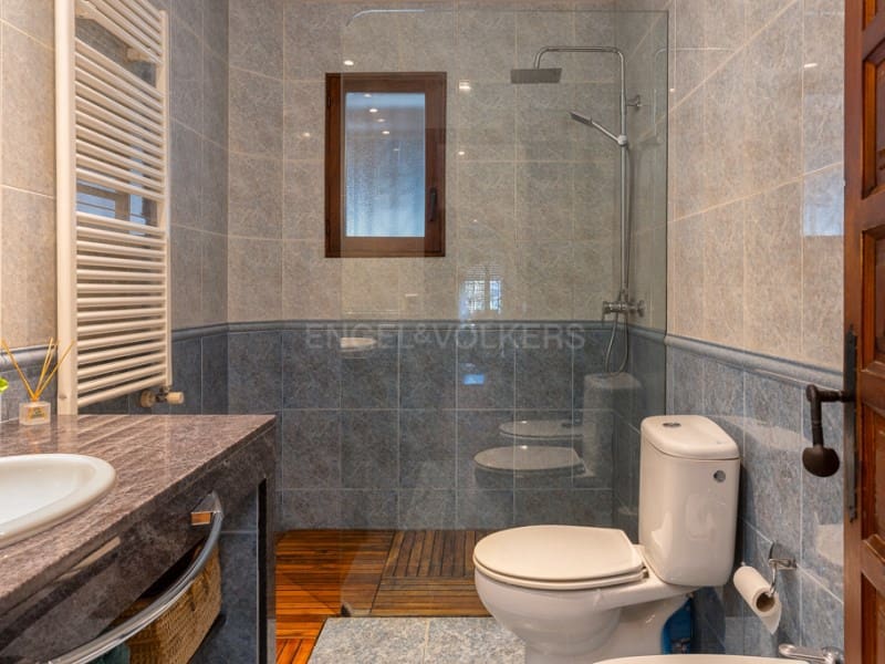 5 soverom Villa til salgs i Santa Cristina d'Aro med svømmebasseng garasje - € 1 290 000 (Ref: 8875724)