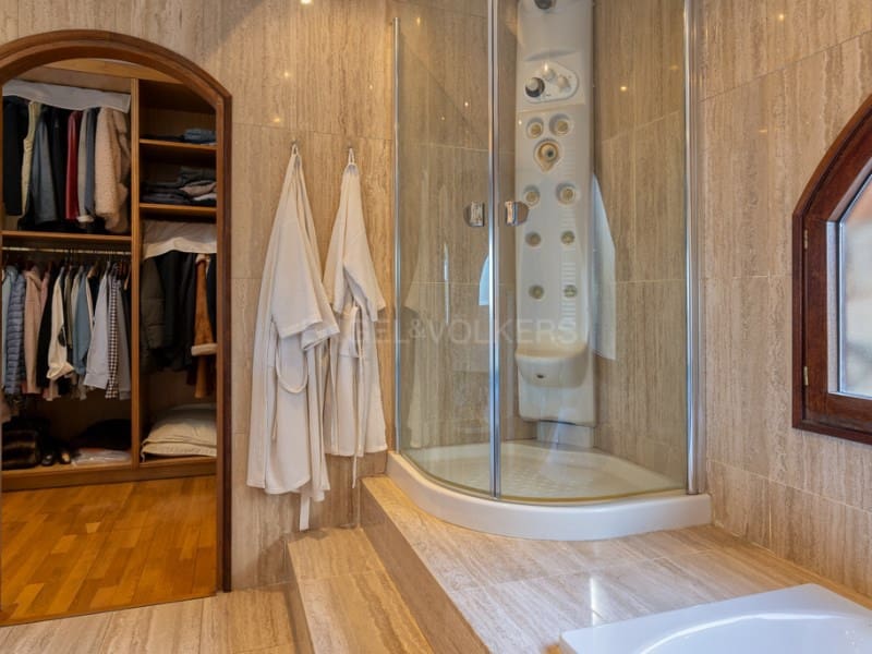 5 soverom Villa til salgs i Santa Cristina d'Aro med svømmebasseng garasje - € 1 290 000 (Ref: 8875724)