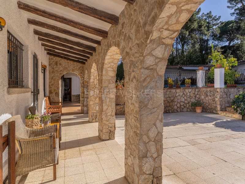 5 soverom Villa til salgs i Santa Cristina d'Aro med svømmebasseng garasje - € 1 290 000 (Ref: 8875724)