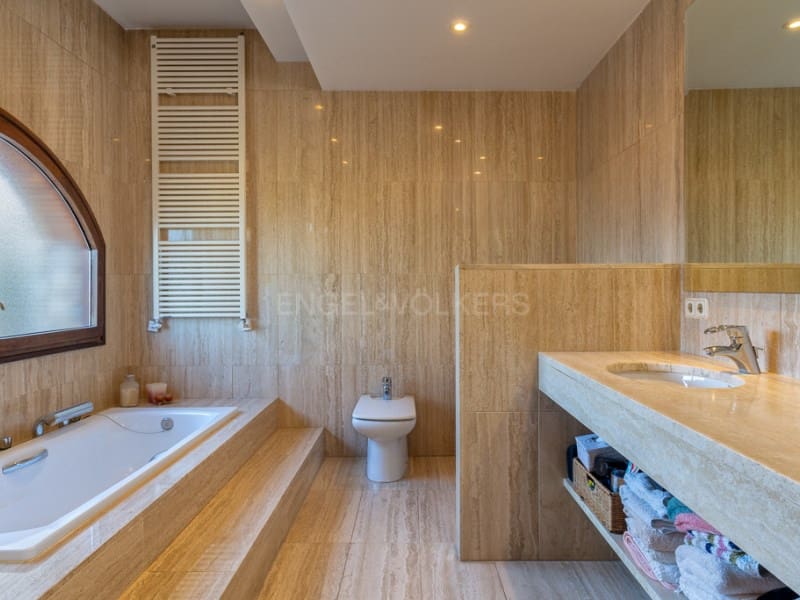 5 soverom Villa til salgs i Santa Cristina d'Aro med svømmebasseng garasje - € 1 290 000 (Ref: 8875724)